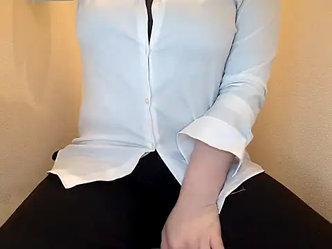 emi chan 7 online show from April 30, 2:13 pm