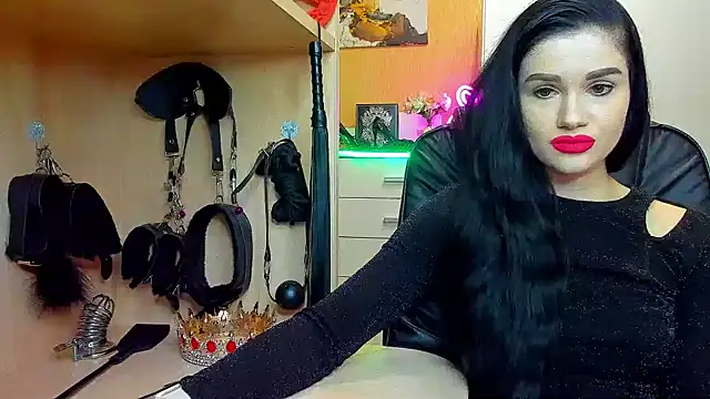 KristiTopxx online show from April 10, 6:04 pm