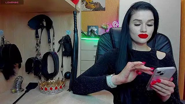 Snapshot of KristiTopxx chatting on April 29, 5:52 pm KristiTopxx online show from April 29, 5:52 pm