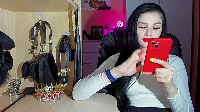 KristiTopxx online show from November 10, 6:13 pm