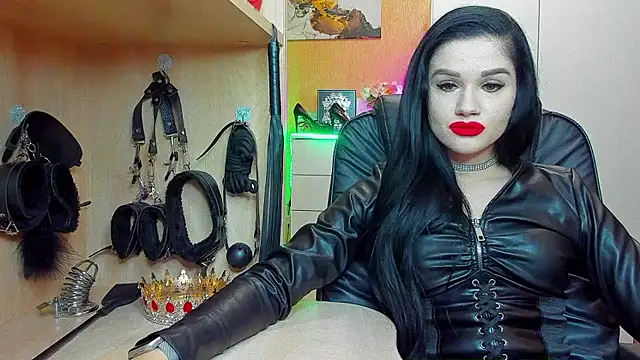 KristiTopxx online show from September 30, 8:15 pm