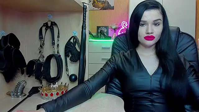 KristiTopxx online show from February 10, 6:29 pm