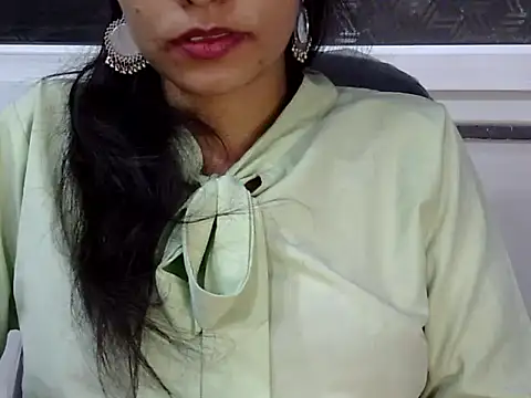 Neha Sharma2 online show from April 1, 1:52 pm