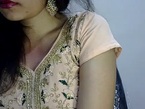 Neha Sharma2 online show from April 13, 12:58 am