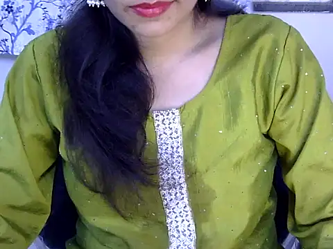 Snapshot of Neha_Sharma2 chatting on June 30, 1:55 pm Neha Sharma2 online show from June 30, 1:55 pm