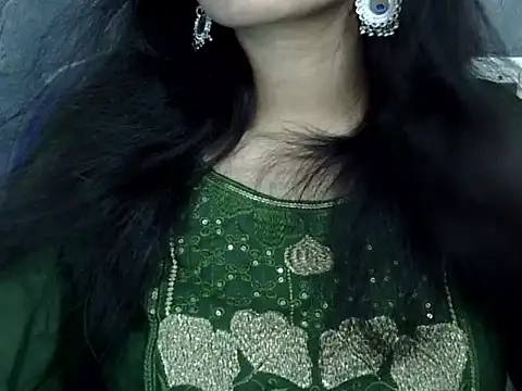 Snapshot of Neha_Sharma2 chatting on March 2, 10:33 am Neha Sharma2 online show from March 2, 10:33 am