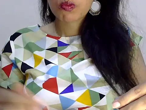 Neha Sharma2 online show from April 15, 9:48 am