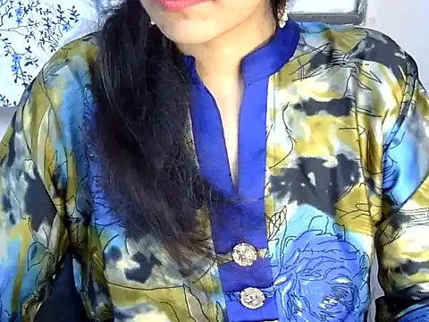 Snapshot of Neha_Sharma2 chatting on July 2, 1:39 pm Neha Sharma2 online show from July 2, 1:39 pm