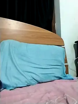 Snapshot of madhu2002sl chatting on February 25, 5:46 pm madhu2002sl online show from February 25, 5:46 pm