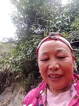 Snapshot of heesuu11 chatting on February 24, 10:38 am heesuu11 online show from February 24, 10:38 am