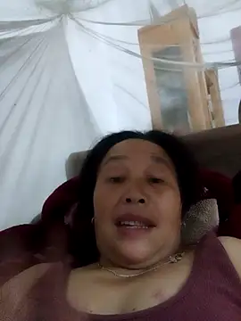 heesuu11 online show from March 3, 8:38 pm