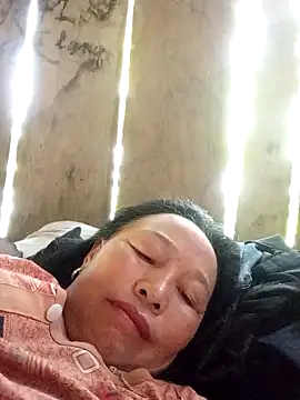 heesuu11 online show from April 9, 5:31 am