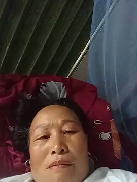 heesuu11 online show from May 17, 4:34 am