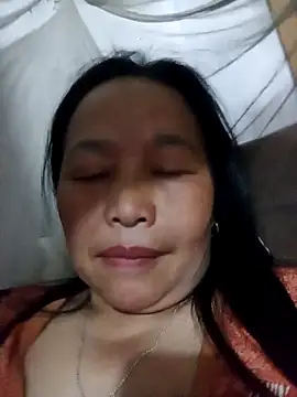 heesuu11 online show from March 14, 8:59 pm