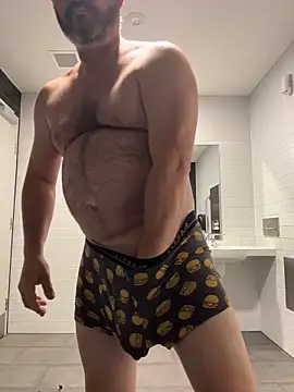 chubbylittlesecret online show from May 18, 1:50 am