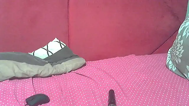 Kate89x online show from March 26, 7:45 pm