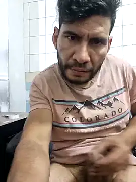 boyp3netrat0r online show from May 7, 2:27 am
