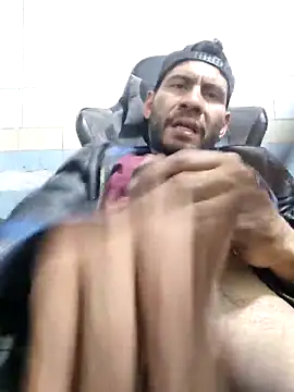 boyp3netrat0r online show from May 14, 3:03 am