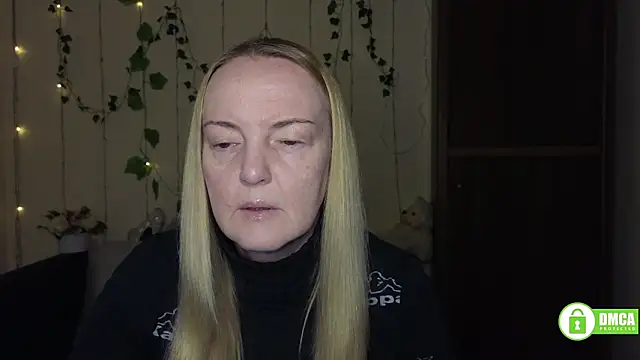 Snapshot of Bella_soulmate chatting on March 1, 12:27 pm Bella soulmate online show from March 1, 12:27 pm