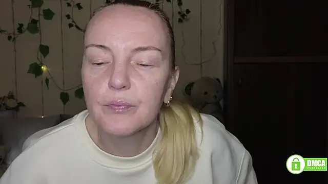 Bella soulmate online show from May 9, 11:24 am