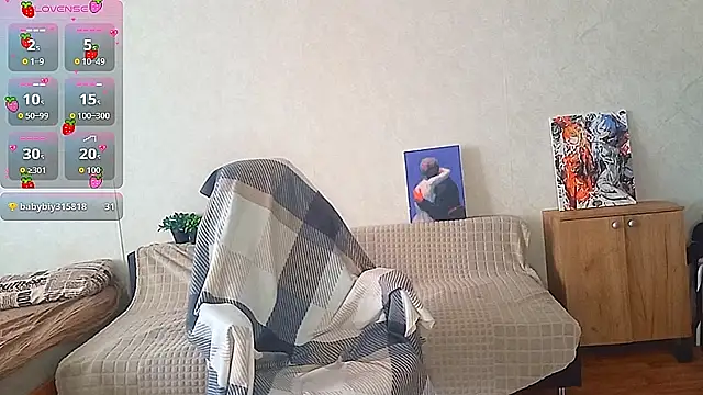 LouiseDew online show from February 24, 7:31 am