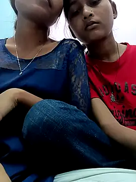 Snapshot of Karishma_88 chatting on February 24, 6:25 am Karishma 88 online show from February 24, 6:25 am