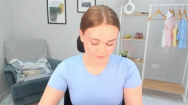 Liana Bert online show from February 27, 10:15 am