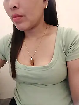 01 ANNA 01 online show from April 12, 2:09 pm