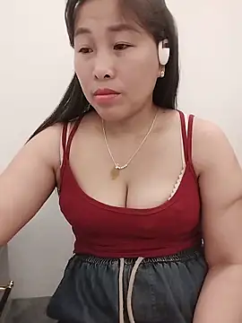 Snapshot of 01_ANNA_01 chatting on June 4, 3:17 pm 01 ANNA 01 online show from June 4, 3:17 pm
