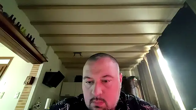 jeremstudio online show from April 9, 4:02 pm