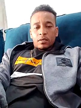 Snapshot of Rodr_go14 chatting on July 6, 2:24 pm Rodr go14 online show from July 6, 2:24 pm
