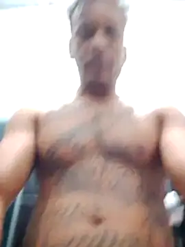 Snapshot of Rodr_go14 chatting on June 24, 11:53 am Rodr go14 online show from June 24, 11:53 am