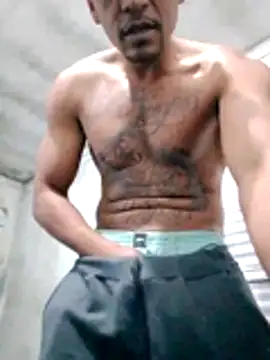 Snapshot of Rodr_go14 chatting on July 1, 10:26 am Rodr go14 online show from July 1, 10:26 am