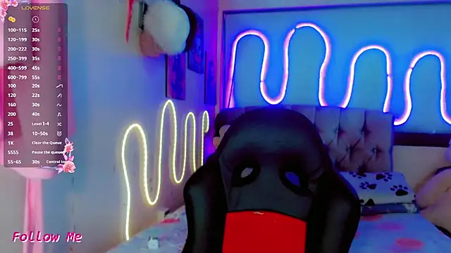 Snapshot of Alisson_Taylor_1 chatting on February 24, 11:22 am Alisson Taylor 1 online show from February 24, 11:22 am