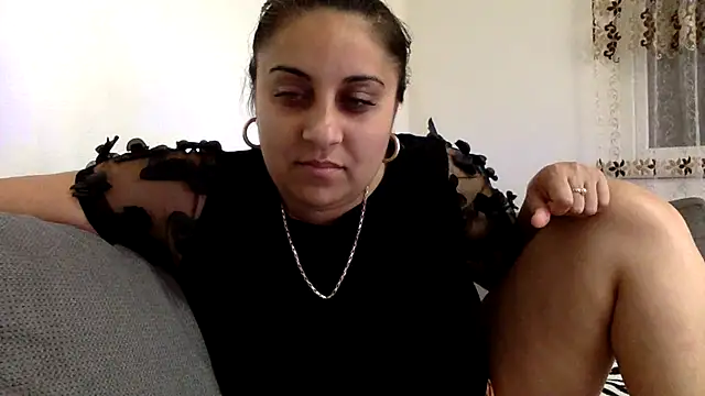 I amXenox online show from March 27, 9:54 am