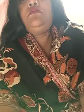 Moonae online show from February 23, 1:33 pm