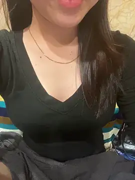 Snapshot of Sullys_ chatting on March 21, 2:32 pm Sullys online show from March 21, 2:32 pm
