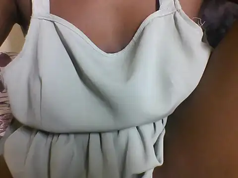 Snapshot of kayla186 chatting on March 2, 7:15 am kayla186 online show from March 2, 7:15 am