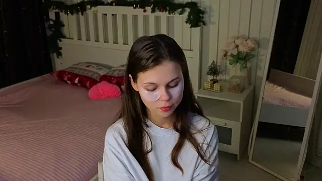 EarthaLevra online show from March 20, 6:20 pm