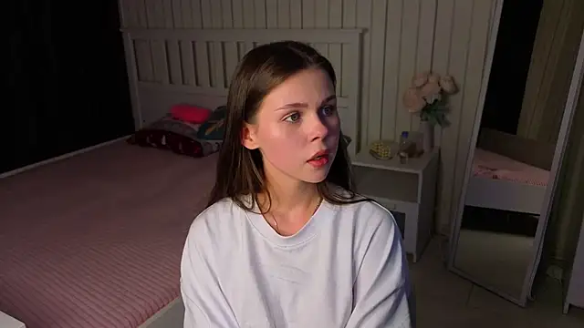 EarthaLevra online show from March 27, 7:26 pm