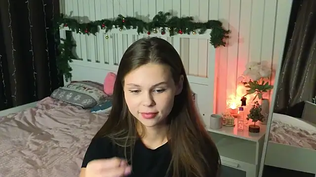 EarthaLevra online show from February 28, 7:13 pm