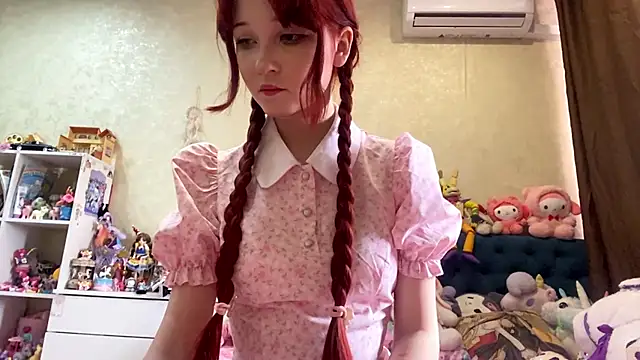 AlisaHoshiCos online show from April 3, 7:59 am