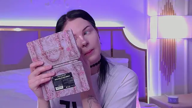 CindyMil online show from July 10, 6:13 am