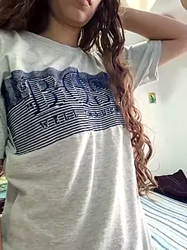 IrisBound online show from April 5, 1:07 pm