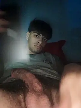 ilcazzone32 online show from April 15, 9:04 pm