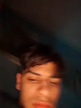 ilcazzone32 online show from March 29, 10:44 pm