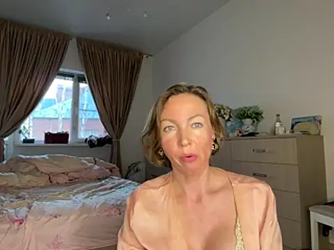 angelicfenix online show from April 12, 3:37 pm