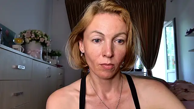 angelicfenix online show from May 17, 1:33 pm