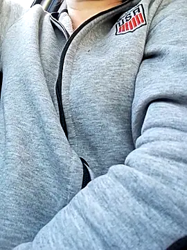 DiamondDaisy online show from April 2, 7:15 am