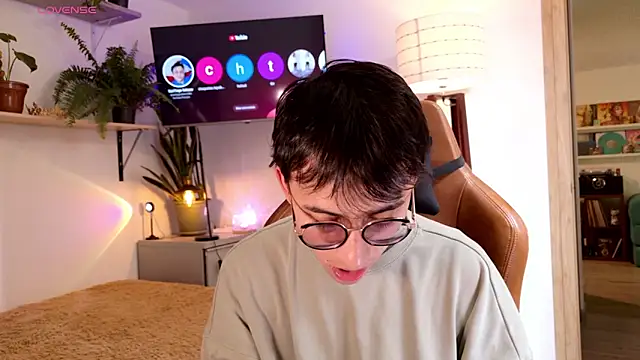 Sr evann online show from April 13, 2:32 pm